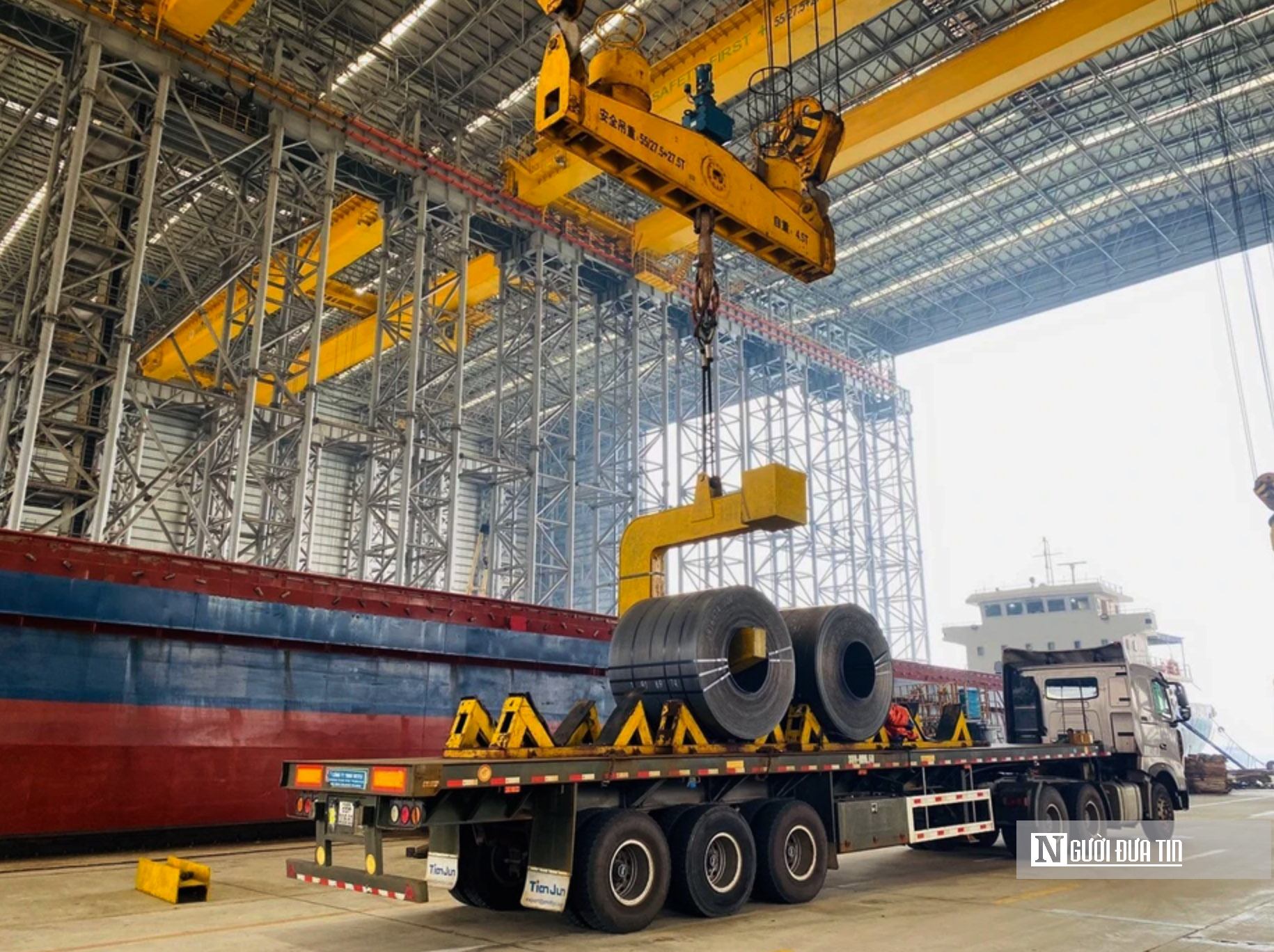 Gam màu sáng tối trong bức tranh xuất khẩu Hà Tĩnh- Ảnh 3.