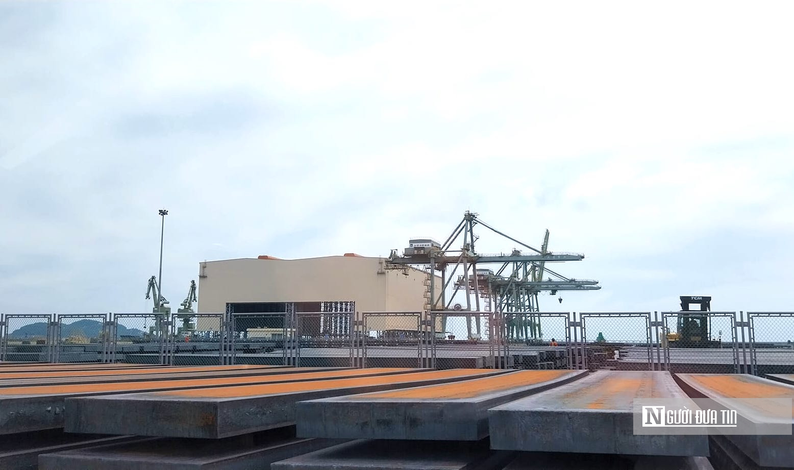 Gam màu sáng tối trong bức tranh xuất khẩu Hà Tĩnh- Ảnh 4.