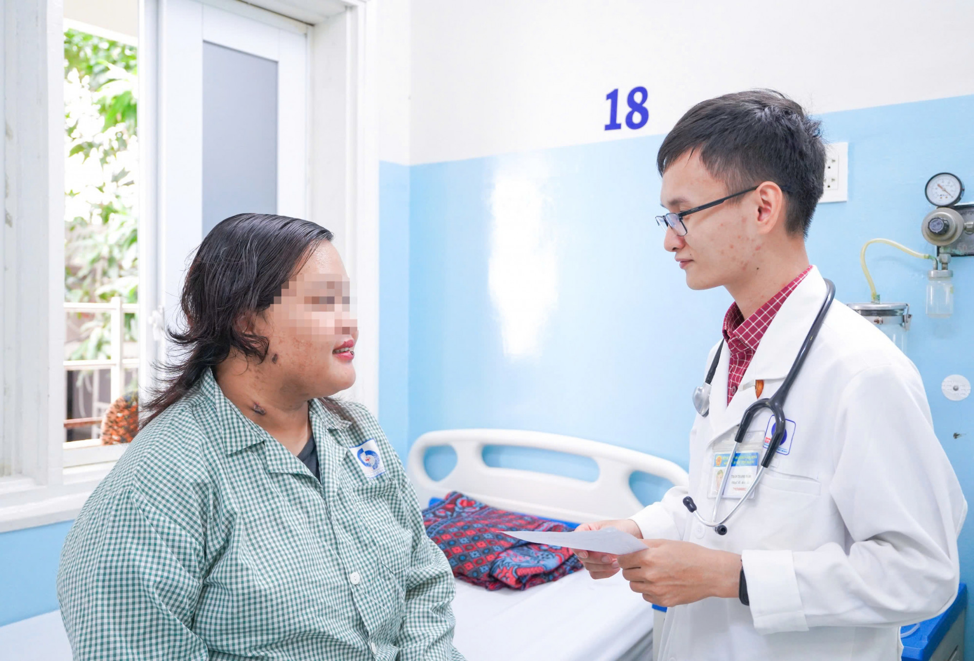 Cứu sống nữ sinh béo phì độ III bị nhiễm trùng nặng- Ảnh 1.