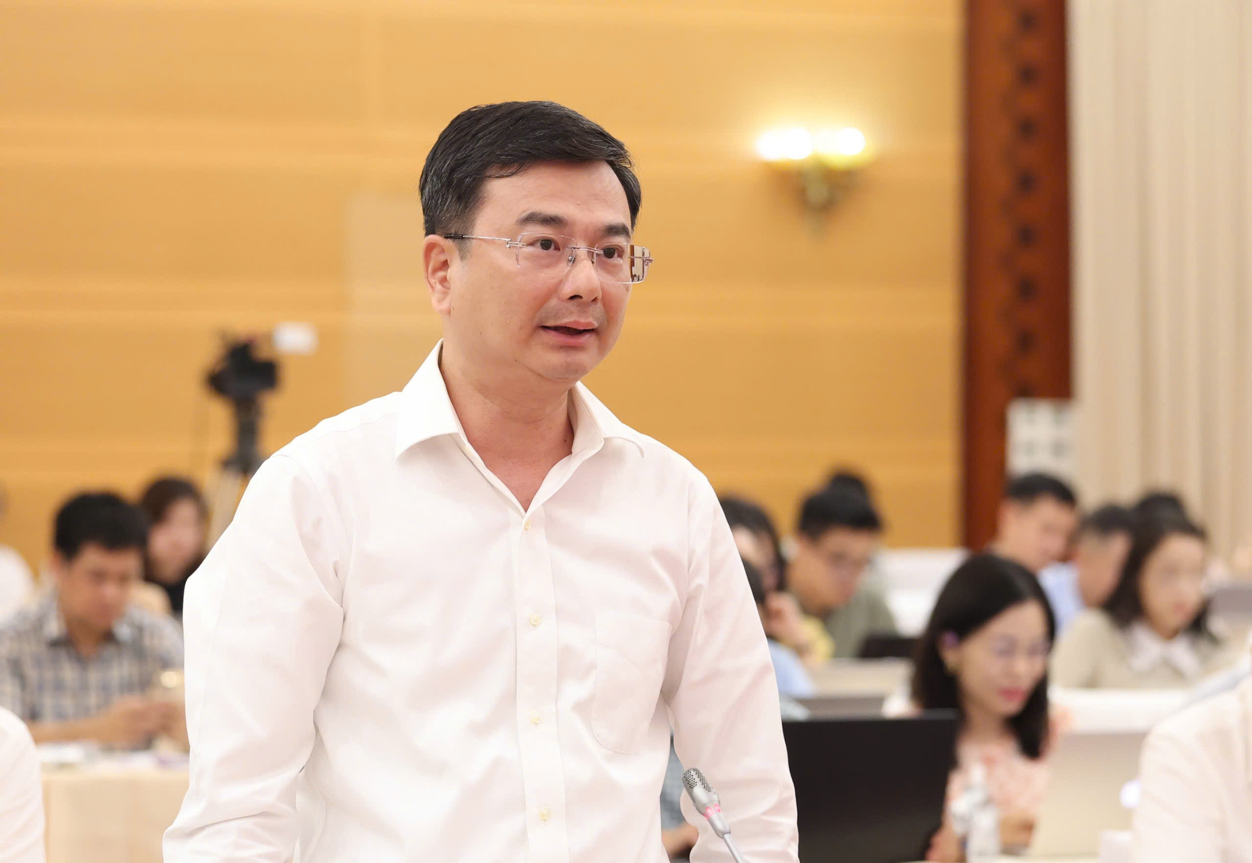 Hơn 1 triệu tỷ đồng tín dụng đang "chọn mặt gửi vàng" ở đâu trong nền kinh tế?- Ảnh 1.