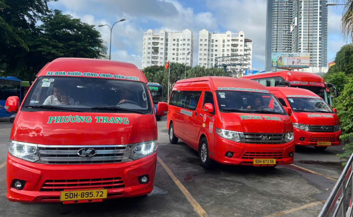 Tp.HCM thông tin về việc tổ chức xe đưa đón công chức về trung tâm làm việc- Ảnh 2.