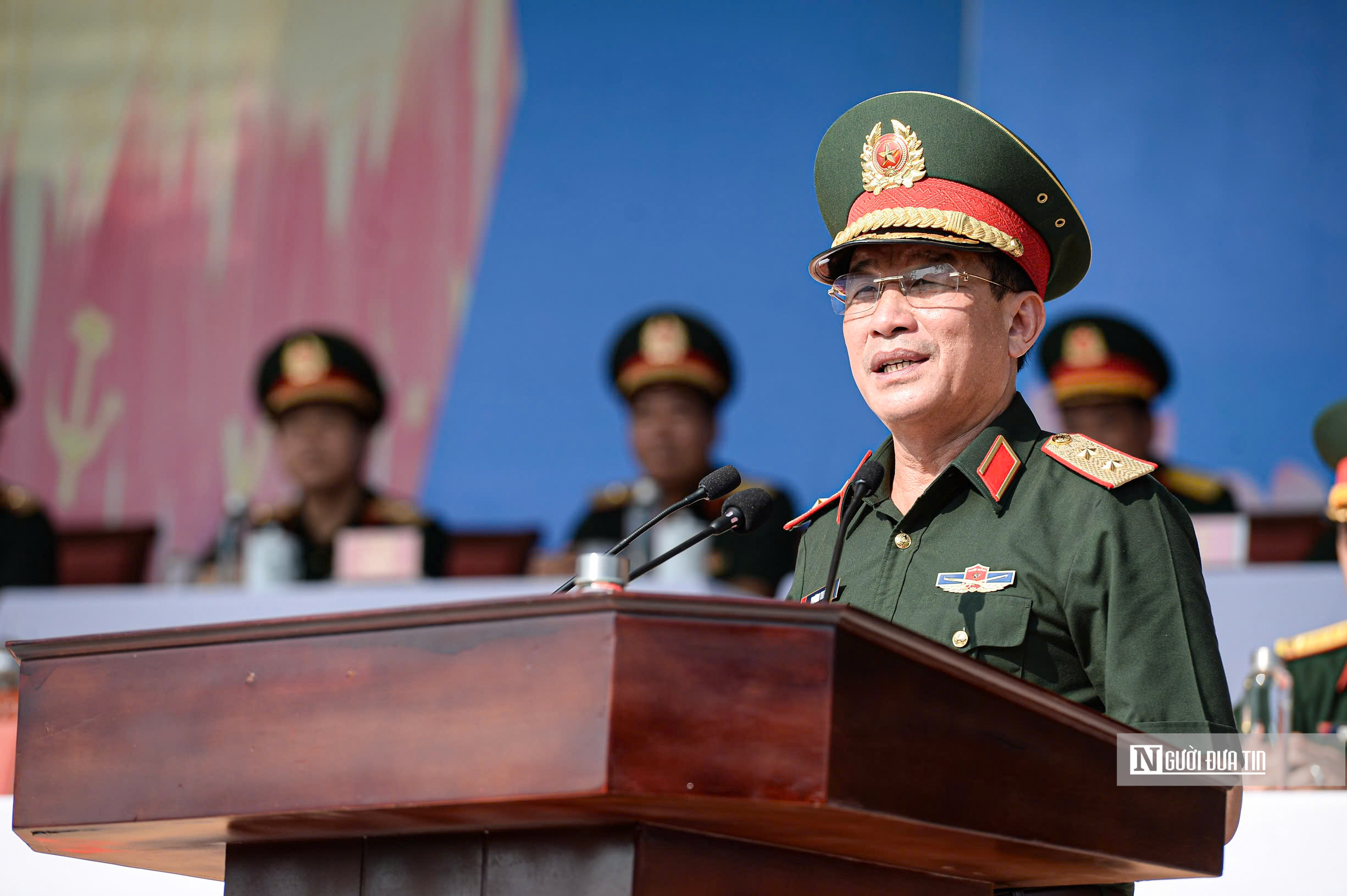 Trung tướng Trương Thiên Tô động viên cán bộ, chiến sĩ A80 tại thao trường- Ảnh 2.