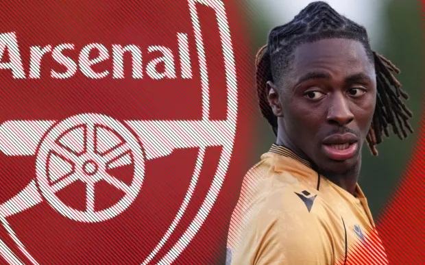 Tottenham đánh bại Arsenal nhờ siêu phẩm từ giữa sân của Sarr - Ảnh 2.