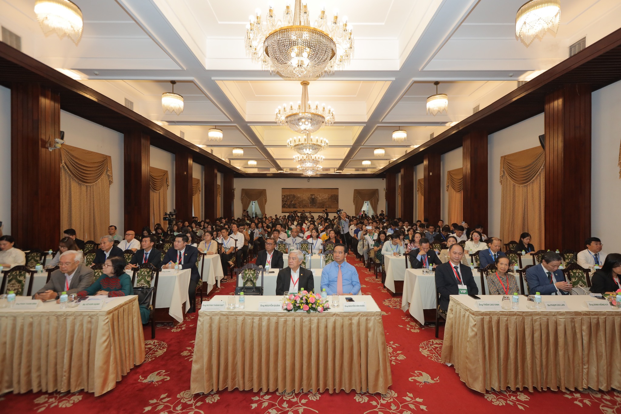 Tp.HCM thúc đẩy chuyển đổi xanh đặt doanh nghiệp tư nhân là trụ cột, thể chế cần đột phá- Ảnh 2. Tp.HCM thúc đẩy chuyển đổi xanh đặt doanh nghiệp tư nhân là trụ cột, thể chế cần đột phá- Ảnh 2.