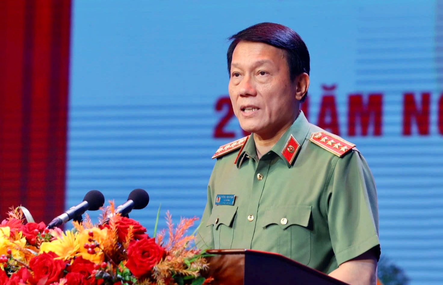 Công an Hà Nội đón nhận Huân chương Chiến công hạng Nhất - Ảnh 1.
