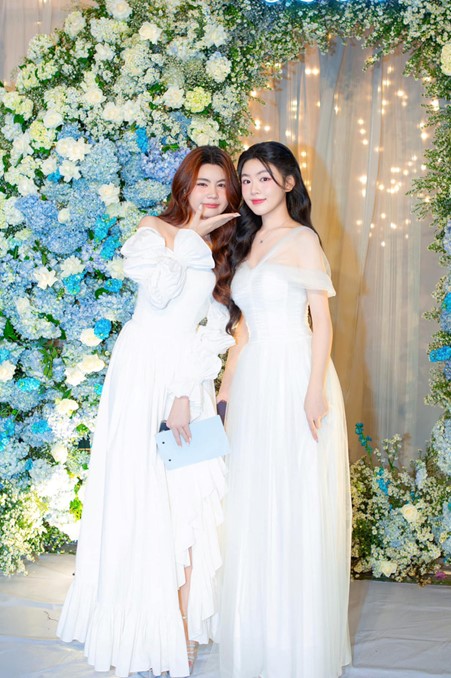 Hạt Dẻ - con gái út của MC Quyền Linh khoe nhan sắc tuổi 17 - Ảnh 8.