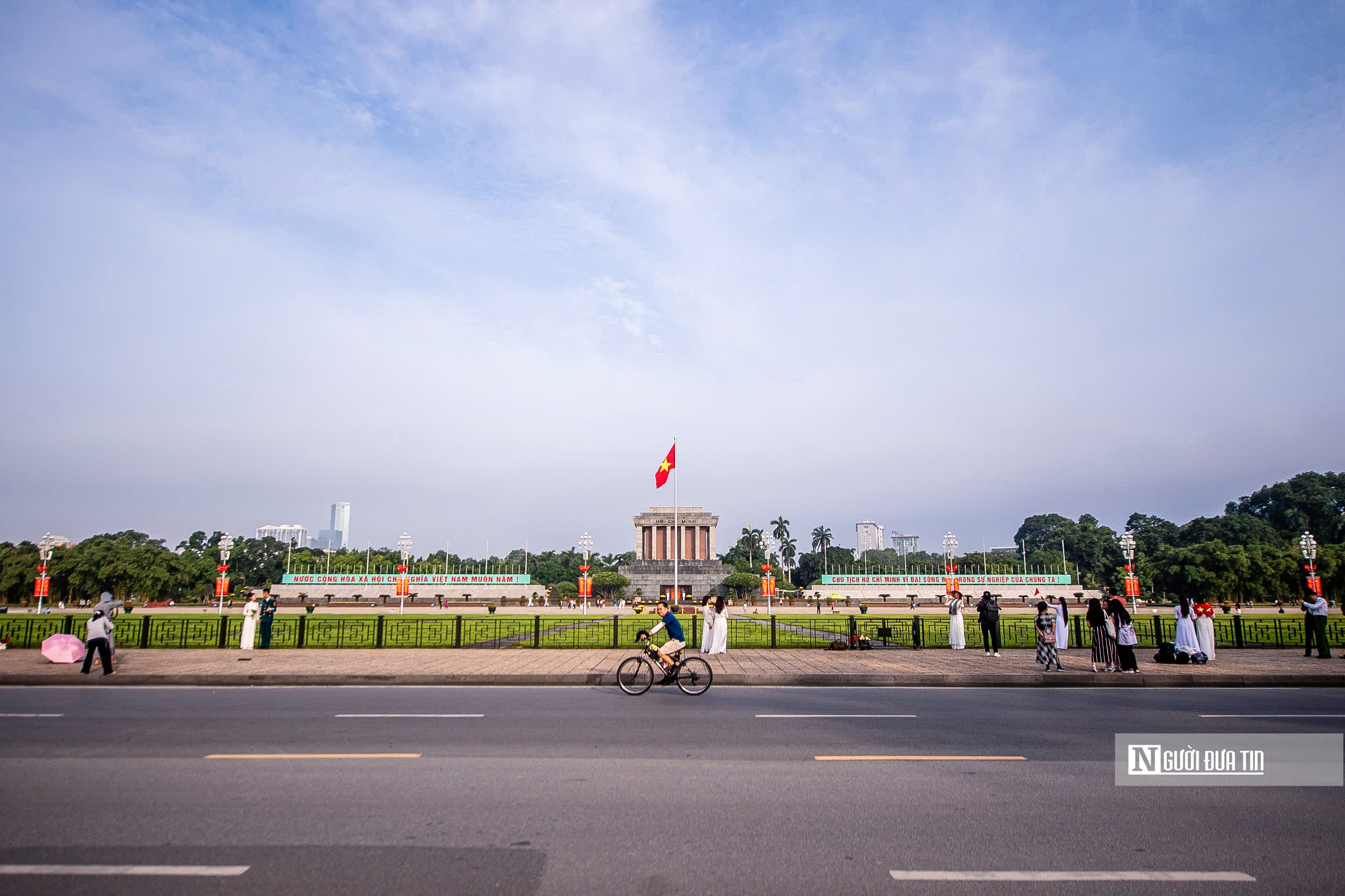 Hà Nội: Khẩn trương thi công, mở rộng đường Hùng Vương để phục vụ sự kiện A80- Ảnh 1.