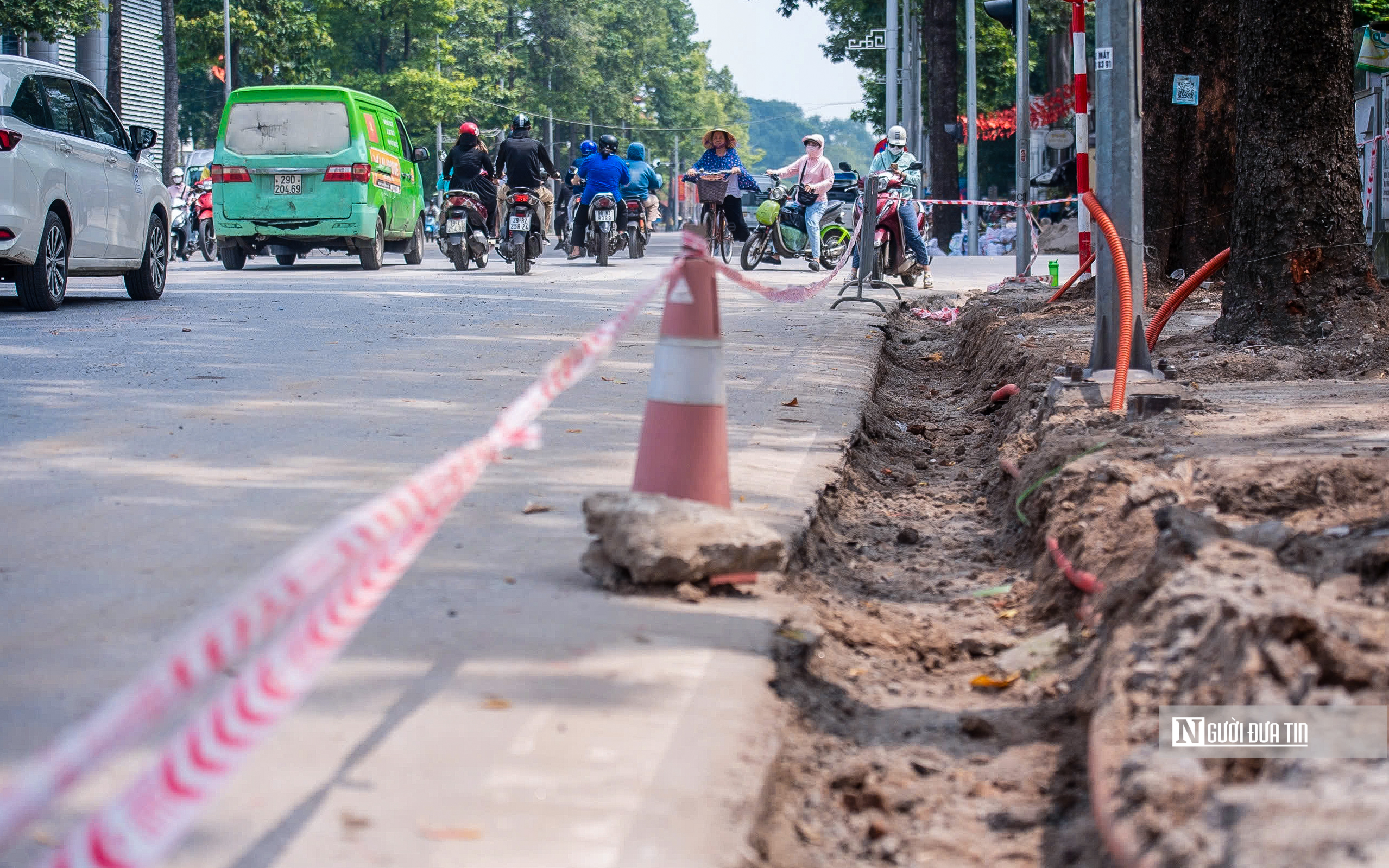 Hà Nội: Khẩn trương thi công, mở rộng đường Hùng Vương để phục vụ sự kiện A80- Ảnh 2.