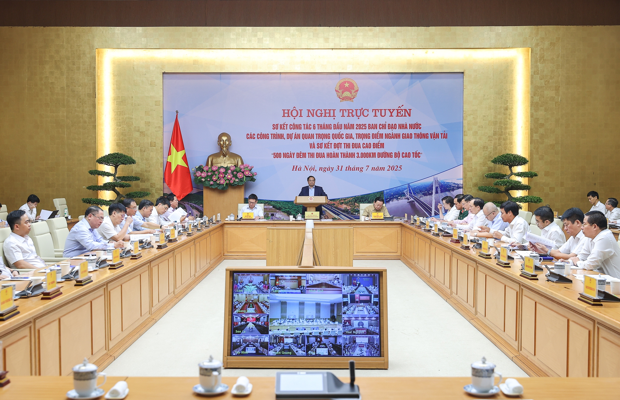 Thủ tướng: Cuối năm 2025 hoàn thành sân bay Long Thành, có 3.000 km cao tốc- Ảnh 2. Thủ tướng: Cuối năm 2025 hoàn thành sân bay Long Thành, có 3.000 km cao tốc- Ảnh 2.