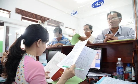 Những thủ tục về sổ đỏ thực hiện tại cấp tỉnh, người dân cần lưu ý- Ảnh 1. Những thủ tục về sổ đỏ thực hiện tại cấp tỉnh, người dân cần lưu ý- Ảnh 1.