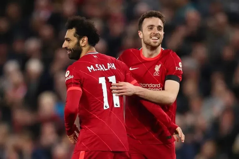 Diogo Jota và Salah đã có 150 lần ra sân cùng nhau cho Liverpool. (Ảnh: Chris Brunskill/Fantasista/Getty Images) Diogo Jota và Salah đã có 150 lần ra sân cùng nhau cho Liverpool. (Ảnh: Chris Brunskill/Fantasista/Getty Images)