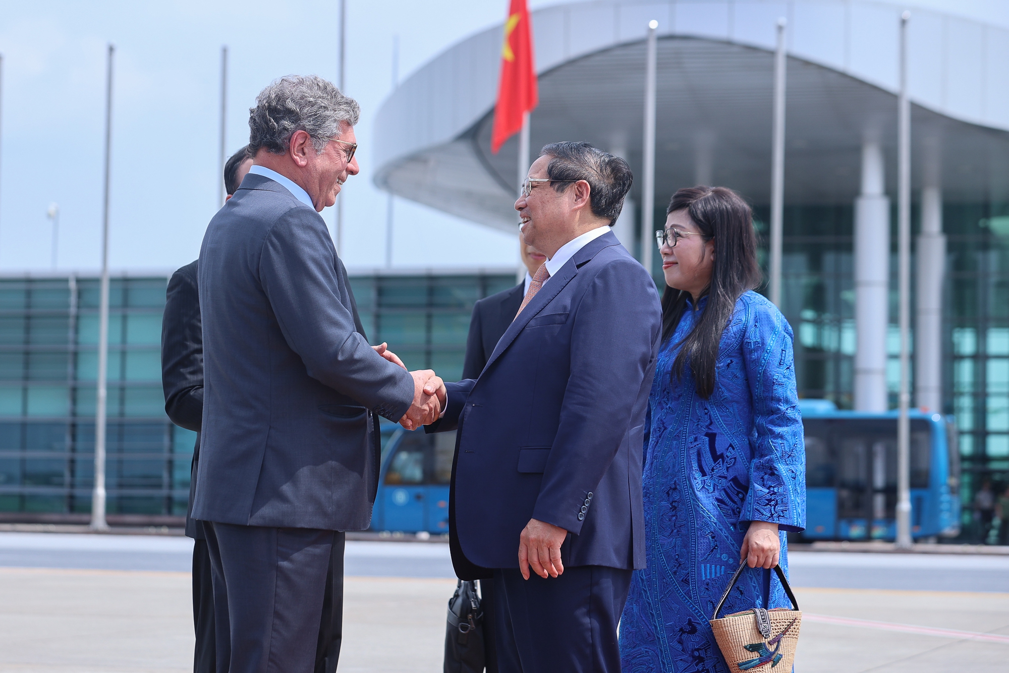 Thủ tướng Phạm Minh Chính lên đường dự Hội nghị các Nhà lãnh đạo BRICS- Ảnh 3. Thủ tướng Phạm Minh Chính lên đường dự Hội nghị các Nhà lãnh đạo BRICS- Ảnh 3.