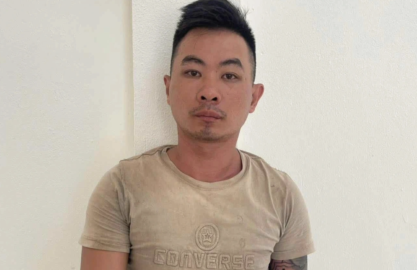 Người phụ nữ ở Đà Nẵng bị kề dao vào cổ, cướp túi xách khi vừa thức dậy- Ảnh 1. Người phụ nữ ở Đà Nẵng bị kề dao vào cổ, cướp túi xách khi vừa thức dậy- Ảnh 1.