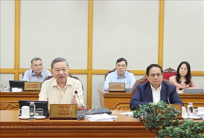 Tổng Bí thư Tô Lâm: Kịp thời tháo gỡ khó khăn, vướng mắc khi vận hành bộ máy mới- Ảnh 3. Tổng Bí thư Tô Lâm: Kịp thời tháo gỡ khó khăn, vướng mắc khi vận hành bộ máy mới- Ảnh 3.