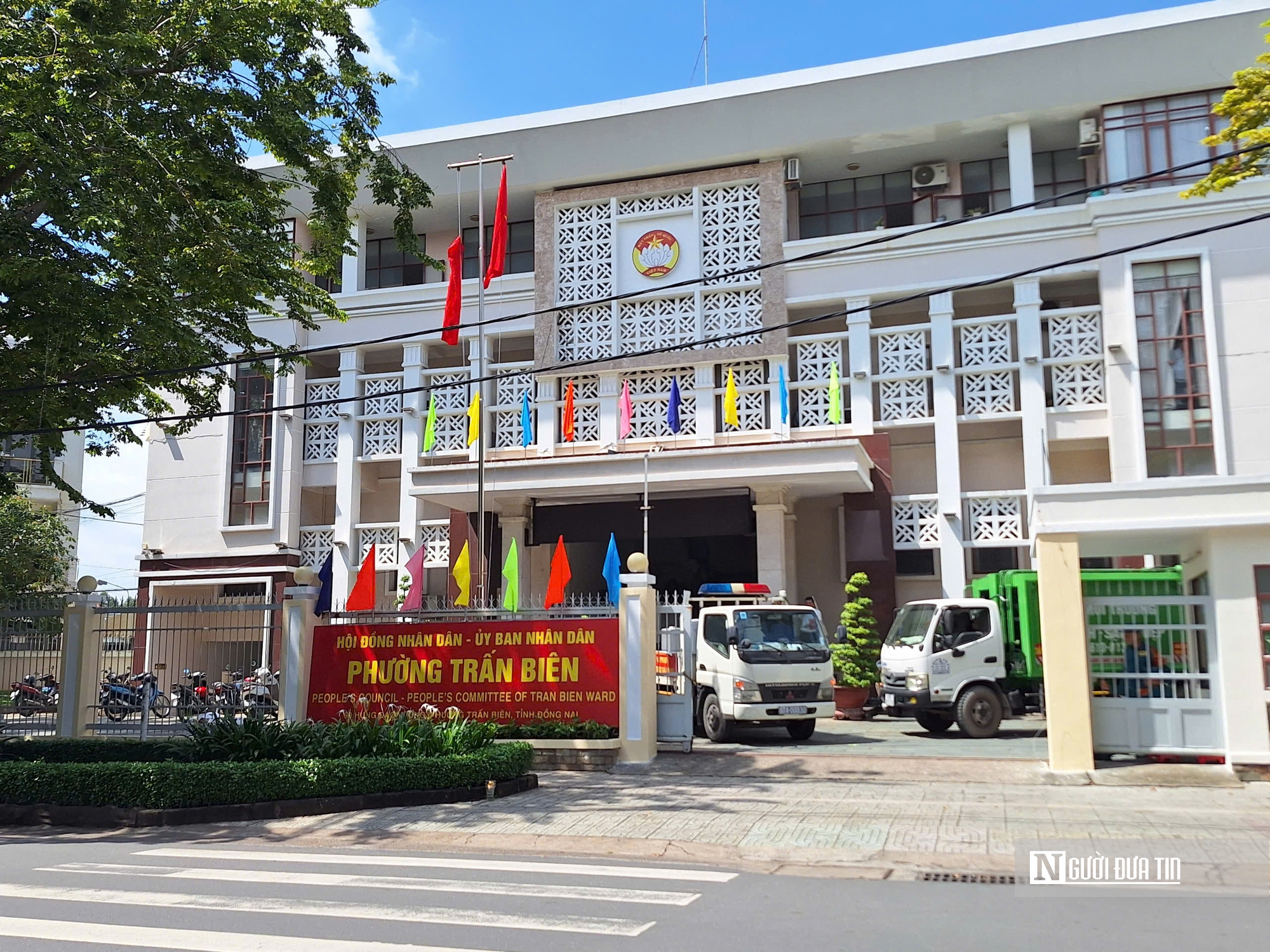 "Siêu phường" ra quân kiểm tra, lập lại trật tự ngay từ những ngày đầu vận hành chính quyền hai cấp- Ảnh 1. "Siêu phường" ra quân kiểm tra, lập lại trật tự ngay từ những ngày đầu vận hành chính quyền hai cấp- Ảnh 1.