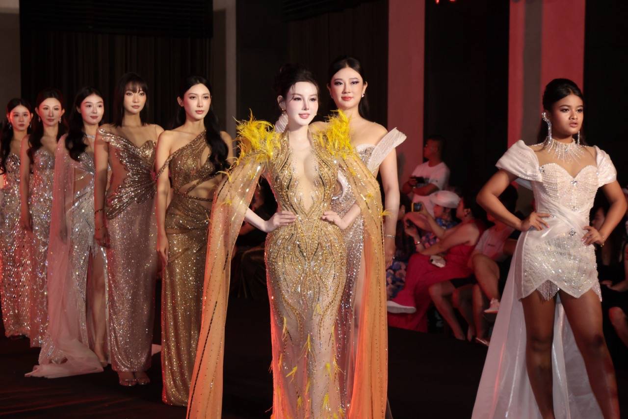 Kiều Vũ được NTK Nguyễn Minh Tuấn "chọn mặt gửi vàng"- Ảnh 2. Kiều Vũ được NTK Nguyễn Minh Tuấn "chọn mặt gửi vàng"- Ảnh 2.