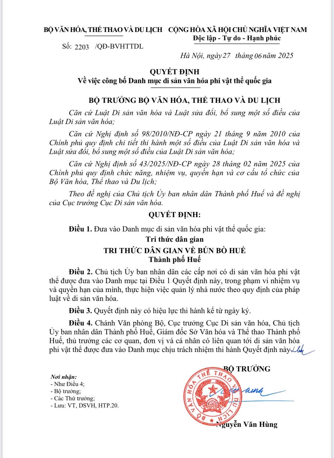 Bún bò Huế: Di sản từ đời sống dân gian đến trường quốc tế- Ảnh 1. Bún bò Huế: Di sản từ đời sống dân gian đến trường quốc tế- Ảnh 1.