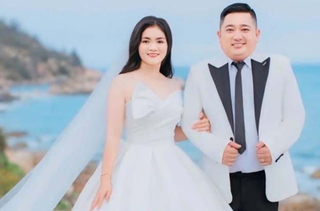Hé lộ cuộc sống của "thằng Cò" trong "Đất phương Nam" sau kết hôn lần 2- Ảnh 5. Hé lộ cuộc sống của "thằng Cò" trong "Đất phương Nam" sau kết hôn lần 2- Ảnh 5.