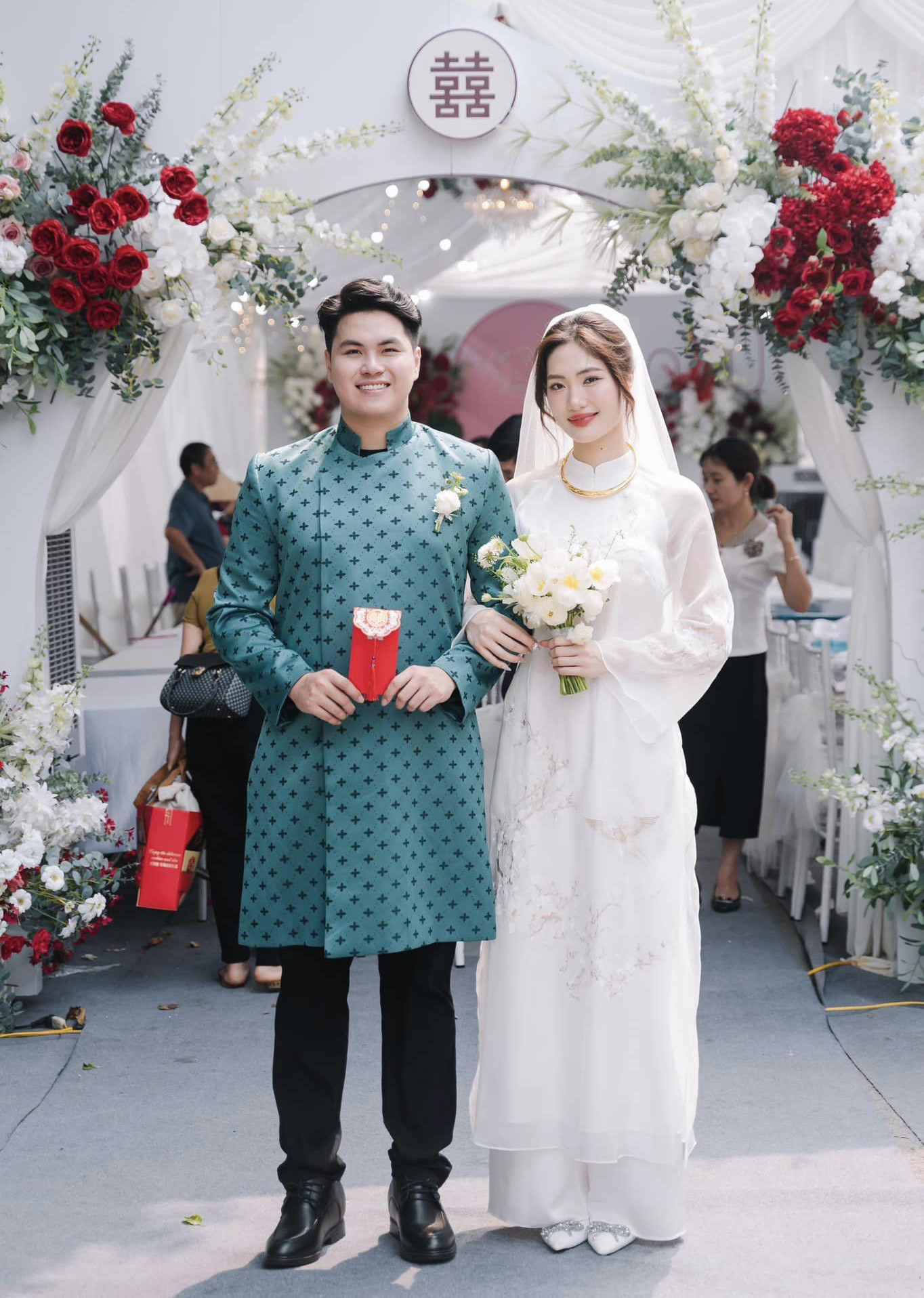 Hoa khôi bóng chuyền Việt Hương "ở ẩn" sau khi lấy chồng, cuộc sống sang chảnh bậc nhất- Ảnh 1. Hoa khôi bóng chuyền Việt Hương "ở ẩn" sau khi lấy chồng, cuộc sống sang chảnh bậc nhất- Ảnh 1.