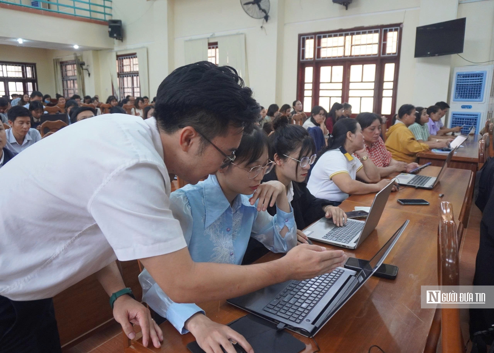 Tập huấn “xóa mù” công nghệ cho cán bộ cơ sở và người dân- Ảnh 2. Tập huấn “xóa mù” công nghệ cho cán bộ cơ sở và người dân- Ảnh 2.