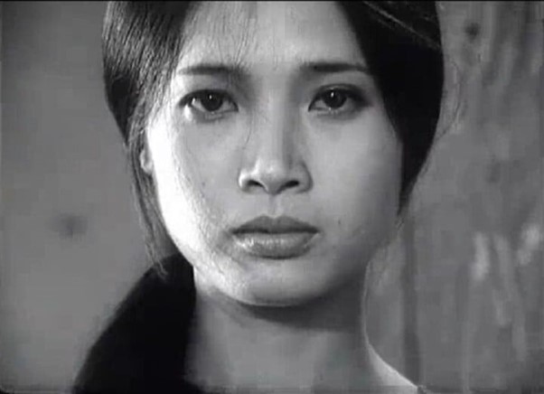 "Chị Dậu" - NSƯT Lê Vân: Mỹ nhân Hà thành đa đoan, hạnh phúc tuổi xế chiều- Ảnh 5. "Chị Dậu" - NSƯT Lê Vân: Mỹ nhân Hà thành đa đoan, hạnh phúc tuổi xế chiều- Ảnh 5.