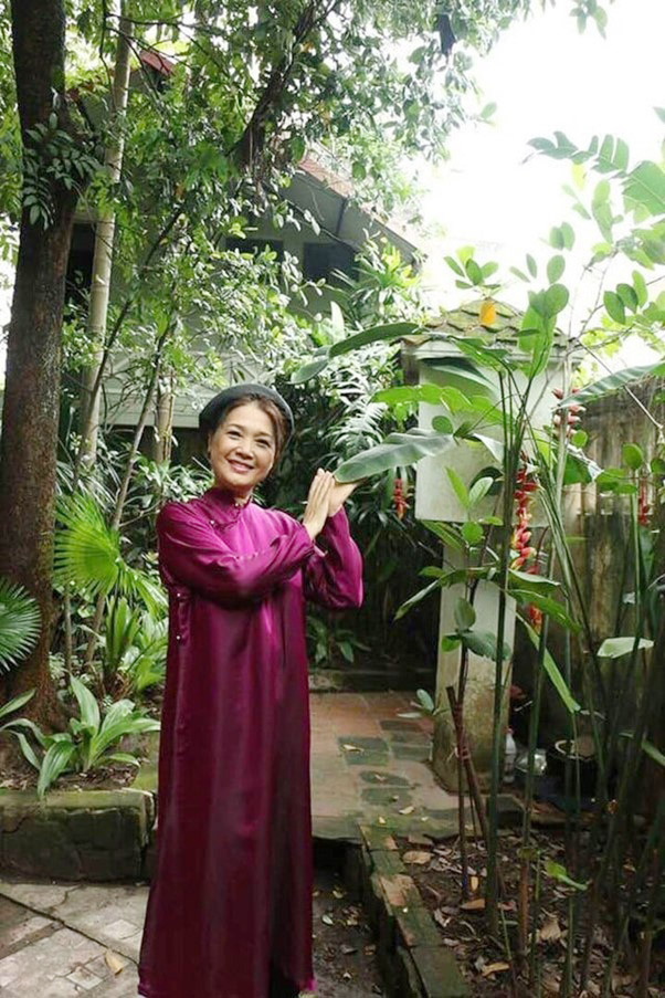 "Chị Dậu" - NSƯT Lê Vân: Mỹ nhân Hà thành đa đoan, hạnh phúc tuổi xế chiều- Ảnh 7. "Chị Dậu" - NSƯT Lê Vân: Mỹ nhân Hà thành đa đoan, hạnh phúc tuổi xế chiều- Ảnh 7.