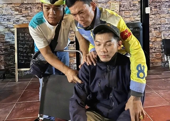 Bắt đối tượng dùng clip nhạy cảm tống tiền nữ đồng nghiệp- Ảnh 1. Bắt đối tượng dùng clip nhạy cảm tống tiền nữ đồng nghiệp- Ảnh 1.