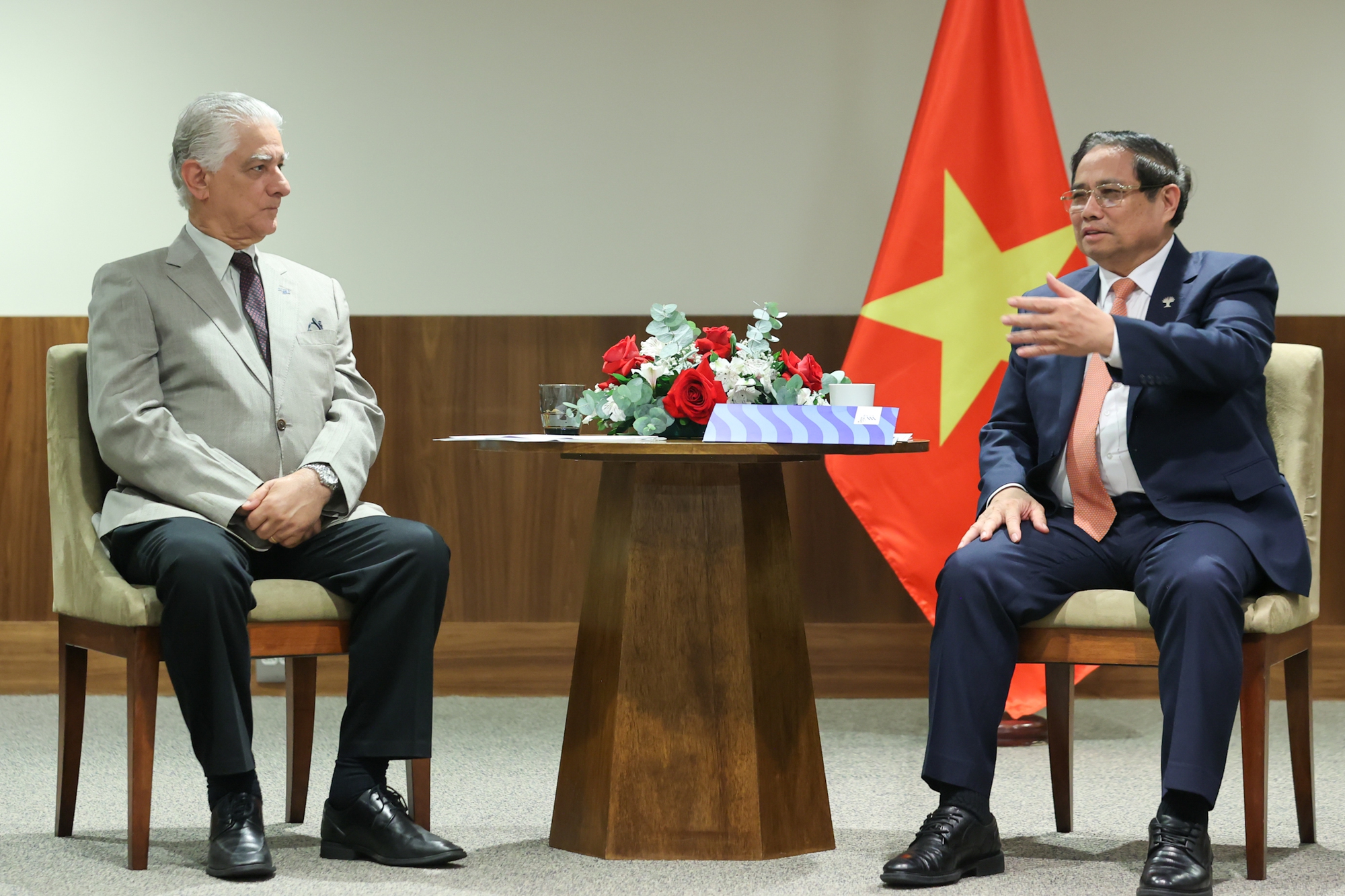 Thủ tướng làm việc với các tập đoàn, liên đoàn doanh nghiệp Brazil- Ảnh 3. Thủ tướng làm việc với các tập đoàn, liên đoàn doanh nghiệp Brazil- Ảnh 3.
