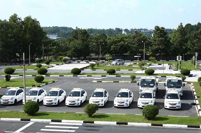 Cả nước có 30 trung tâm sát hạch lái xe đủ điều kiện hoạt động - Ảnh 1.