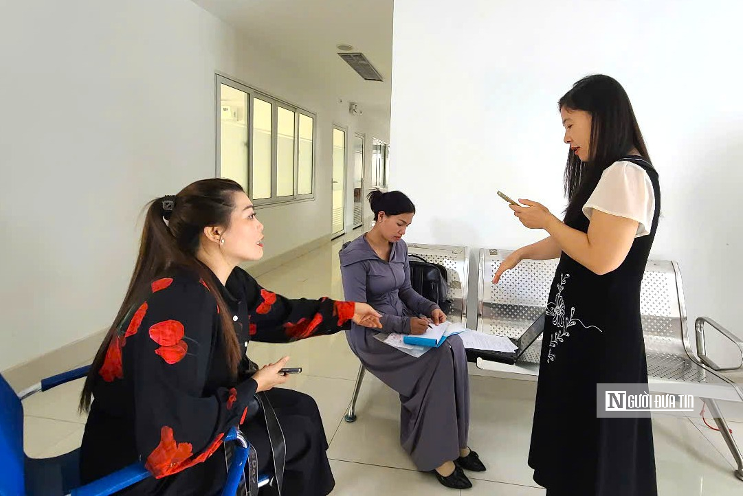 Cán bộ Đắk Lắk thức trắng đêm cấp đổi con dấu cho hàng ngàn cơ quan, đơn vị- Ảnh 5. Cán bộ Đắk Lắk thức trắng đêm cấp đổi con dấu cho hàng ngàn cơ quan, đơn vị- Ảnh 5.