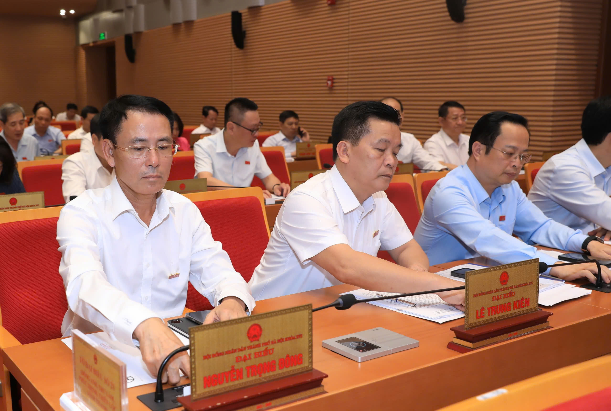 Hà Nội thông qua nghị quyết chi hơn 3.000 tỷ đồng hỗ trợ bữa ăn bán trú cho học sinh tiểu học- Ảnh 2. Hà Nội thông qua nghị quyết chi hơn 3.000 tỷ đồng hỗ trợ bữa ăn bán trú cho học sinh tiểu học- Ảnh 2.