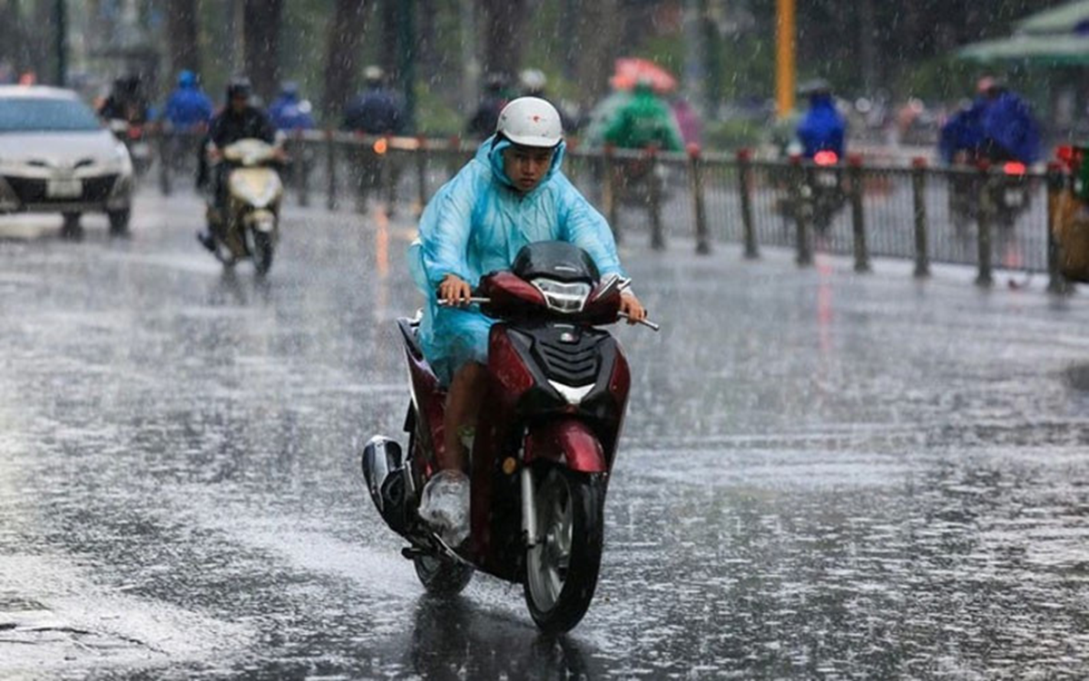Dự báo thời tiết ngày 10/7: Thời gian mưa to dồn dập ở miền Bắc- Ảnh 1. Dự báo thời tiết ngày 10/7: Thời gian mưa to dồn dập ở miền Bắc- Ảnh 1.