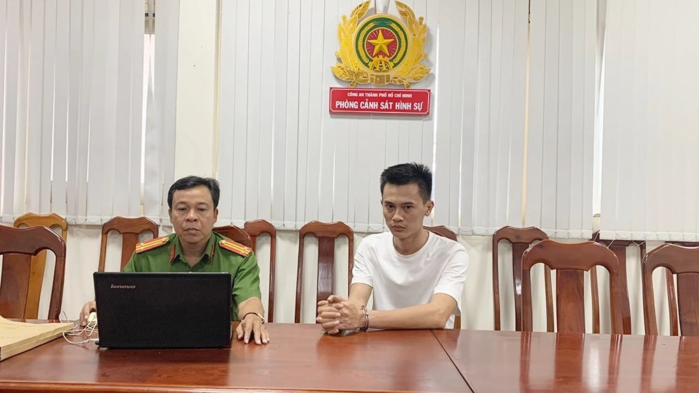 Truy tố "trùm buôn siêu xe" Phan Công Khanh- Ảnh 1. Truy tố "trùm buôn siêu xe" Phan Công Khanh- Ảnh 1.