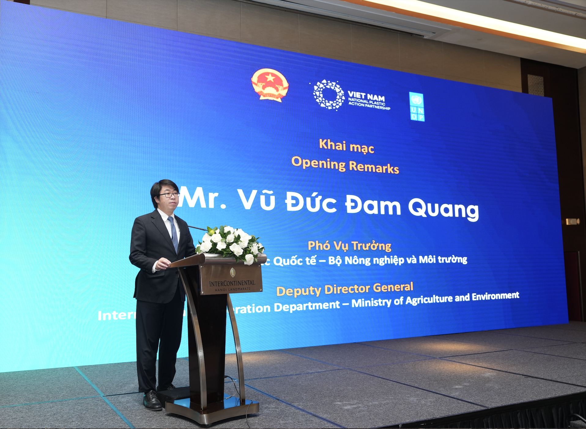 Minh bạch hóa và phát triển bền vững trong kiểm soát ô nhiễm nhựa- Ảnh 1. Minh bạch hóa và phát triển bền vững trong kiểm soát ô nhiễm nhựa- Ảnh 1.