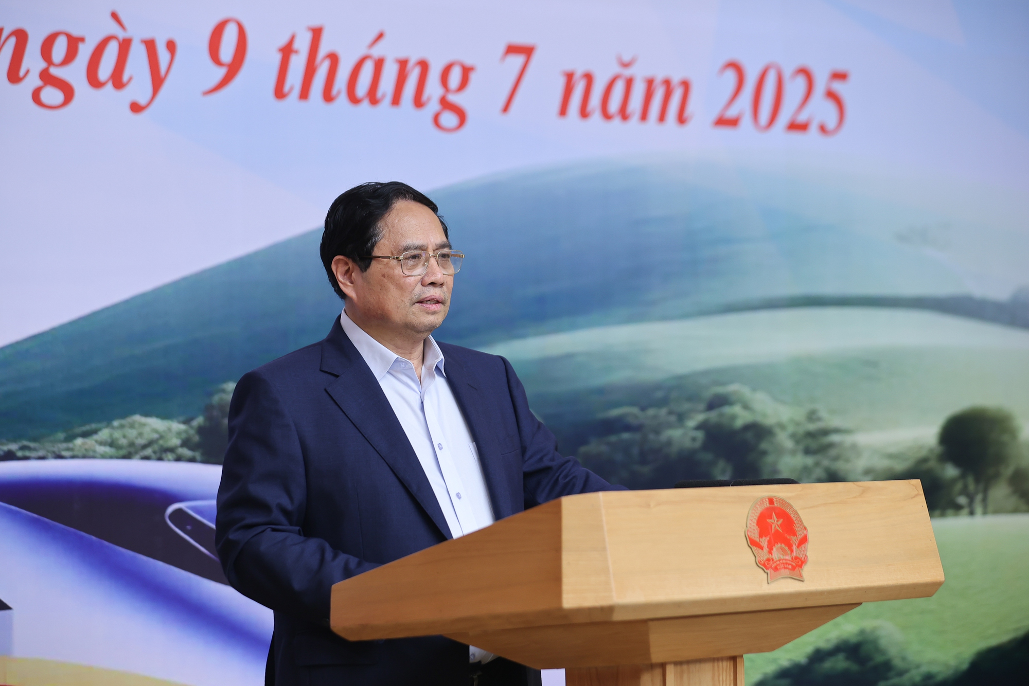 Thủ tướng chủ trì hội nghị về các công trình, dự án đường sắt- Ảnh 1. Thủ tướng chủ trì hội nghị về các công trình, dự án đường sắt- Ảnh 1.