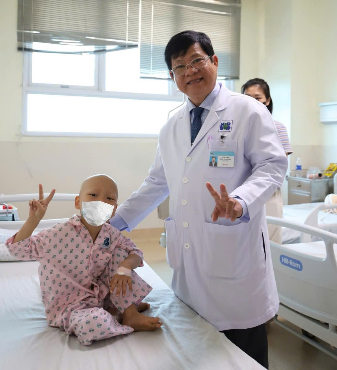 Bệnh nhi 5 tuổi mắc ung thư hiếm gặp được điều trị thành công- Ảnh 2. Bệnh nhi 5 tuổi mắc ung thư hiếm gặp được điều trị thành công- Ảnh 2.