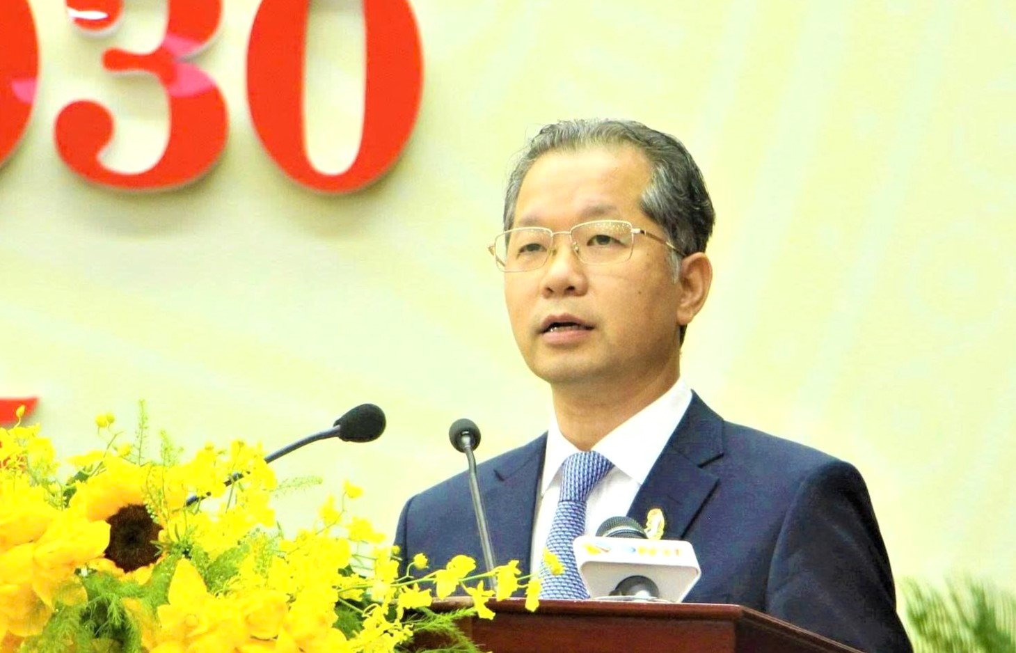 Bí thư Đà Nẵng: Cán bộ phải chủ động tham mưu, lãnh đạo phải quyết đoán- Ảnh 2. Bí thư Đà Nẵng: Cán bộ phải chủ động tham mưu, lãnh đạo phải quyết đoán- Ảnh 2.