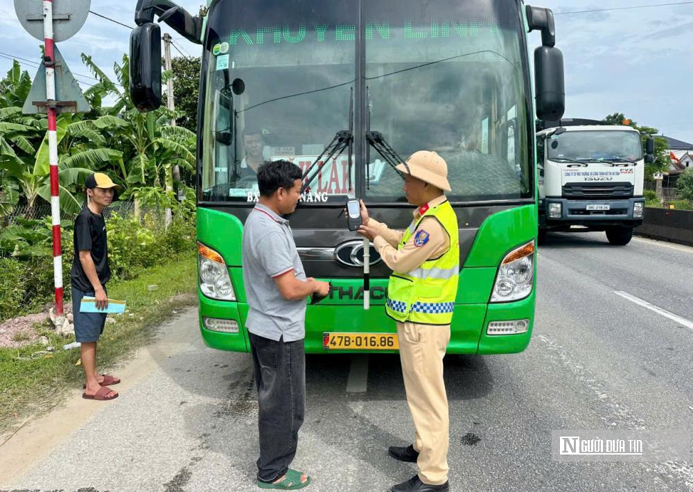Hà Tĩnh đồng loạt ra quân trấn áp tội phạm, bảo vệ an ninh Đại hội Đảng - Ảnh 3.