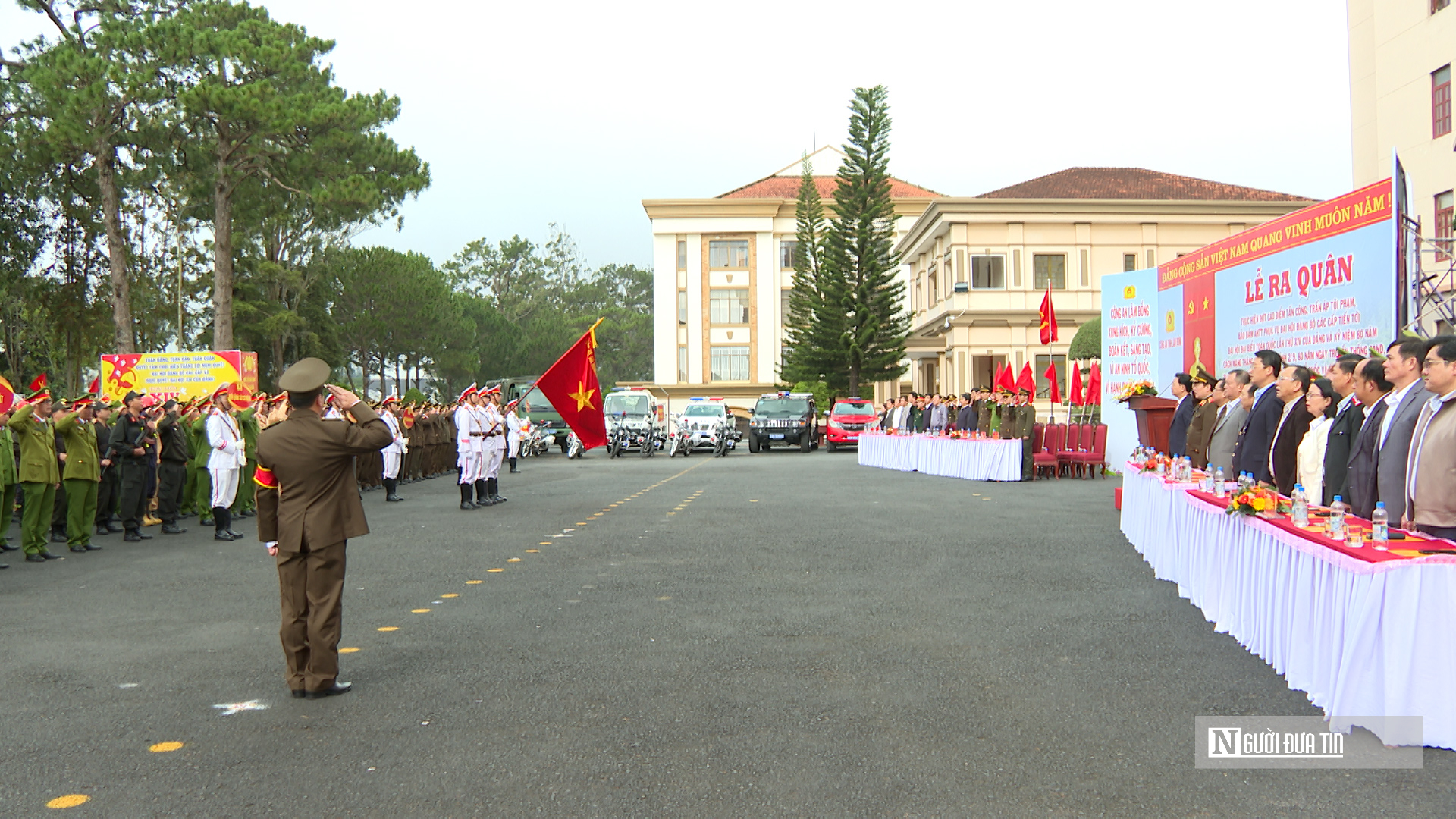 Chủ tịch UBND tỉnh Lâm Đồng: Bảo vệ nghiêm vùng biên, vùng sâu, vùng xa trước mọi nguy cơ- Ảnh 2. Chủ tịch UBND tỉnh Lâm Đồng: Bảo vệ nghiêm vùng biên, vùng sâu, vùng xa trước mọi nguy cơ- Ảnh 2.