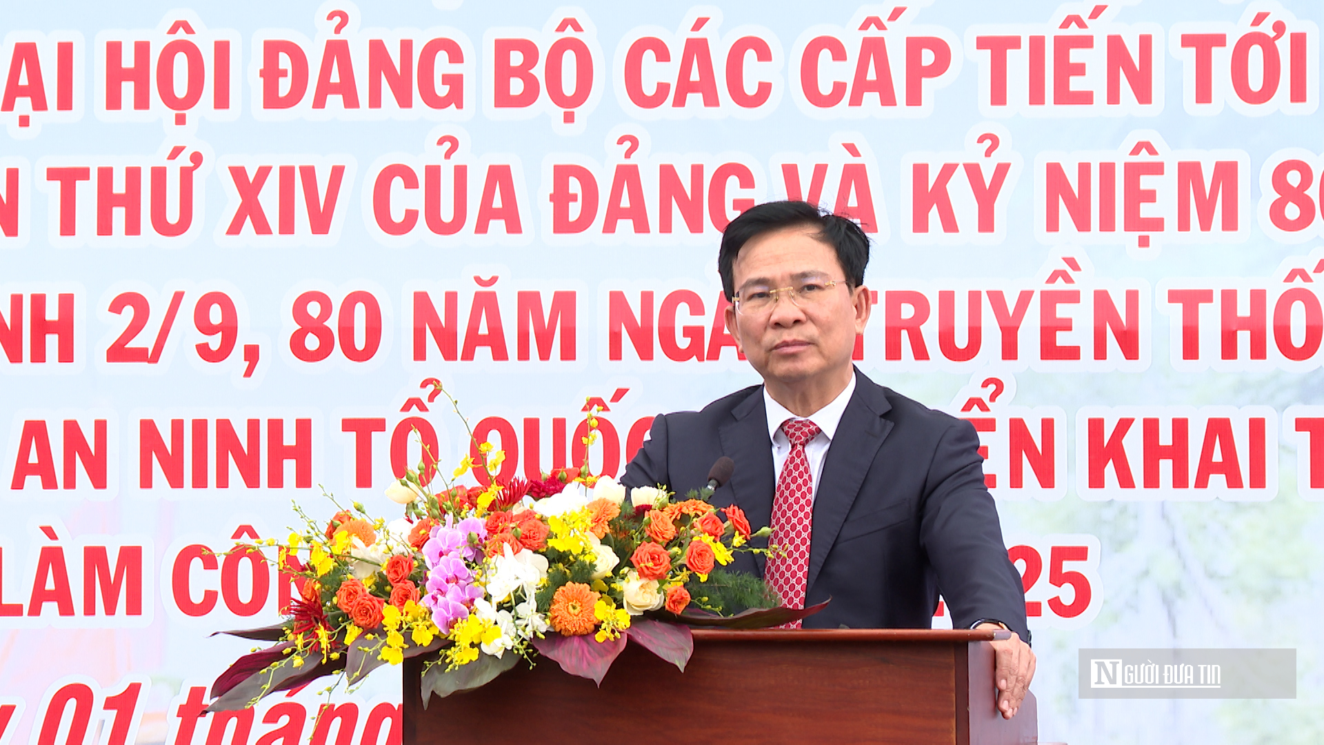 Chủ tịch UBND tỉnh Lâm Đồng: Bảo vệ nghiêm vùng biên, vùng sâu, vùng xa trước mọi nguy cơ- Ảnh 4. Chủ tịch UBND tỉnh Lâm Đồng: Bảo vệ nghiêm vùng biên, vùng sâu, vùng xa trước mọi nguy cơ- Ảnh 4.