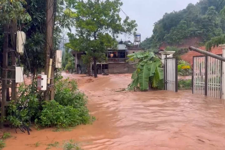 14 người tử vong và mất tích vì mưa lũ kinh hoàng ở Điện Biên- Ảnh 1. 14 người tử vong và mất tích vì mưa lũ kinh hoàng ở Điện Biên- Ảnh 1.