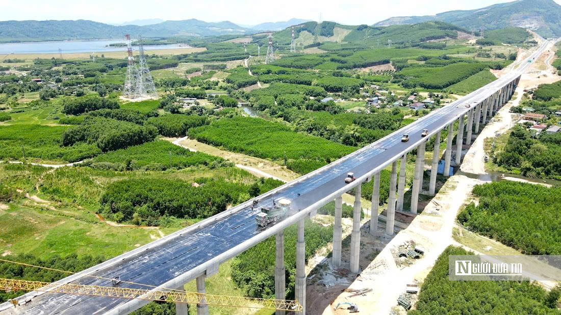 Cận cảnh cao tốc Vũng Áng - Bùng trên cao trước ngày thông xe- Ảnh 3. Cận cảnh cao tốc Vũng Áng - Bùng trên cao trước ngày thông xe- Ảnh 3.
