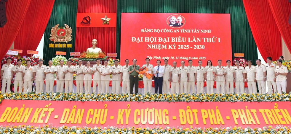 Thiếu tướng Vũ Như Hà giữ chức Bí thư Đảng ủy Công an tỉnh Tây Ninh- Ảnh 1.