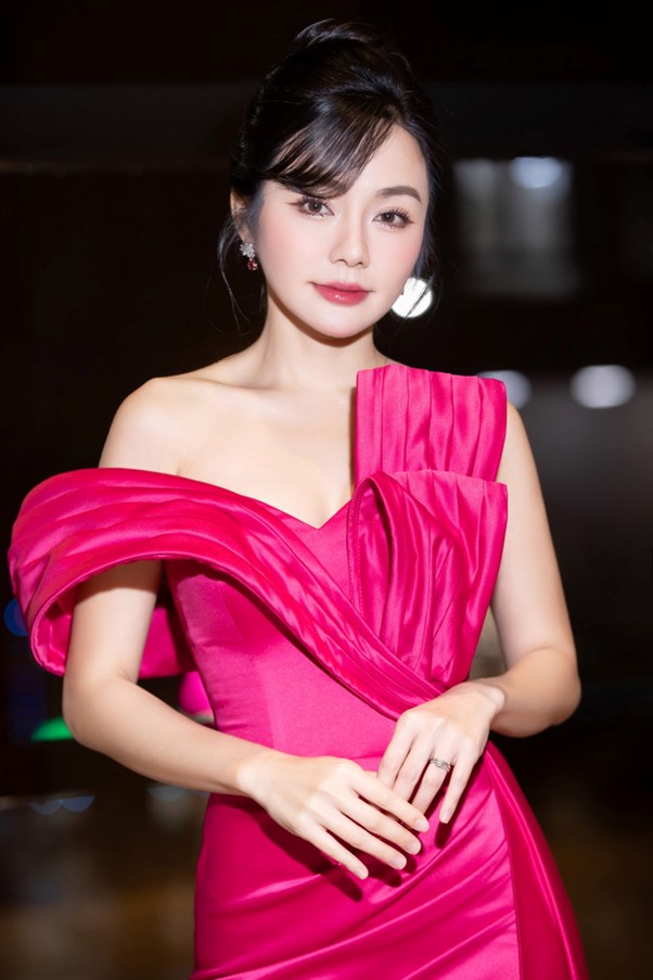 Nữ MC xinh đẹp sở hữu IELTS 8.5 khiến nhiều người ngưỡng mộ - Ảnh 3.