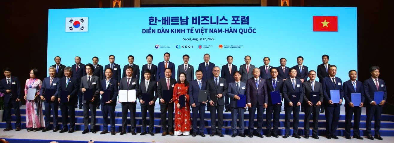 Gia Lai ký kết biên bản ghi nhớ hợp tác chiến lược với đối tác Hàn Quốc về phát triển logistics thông minh hạ tầng số phục vụ cảng Phù Mỹ- Ảnh 1.