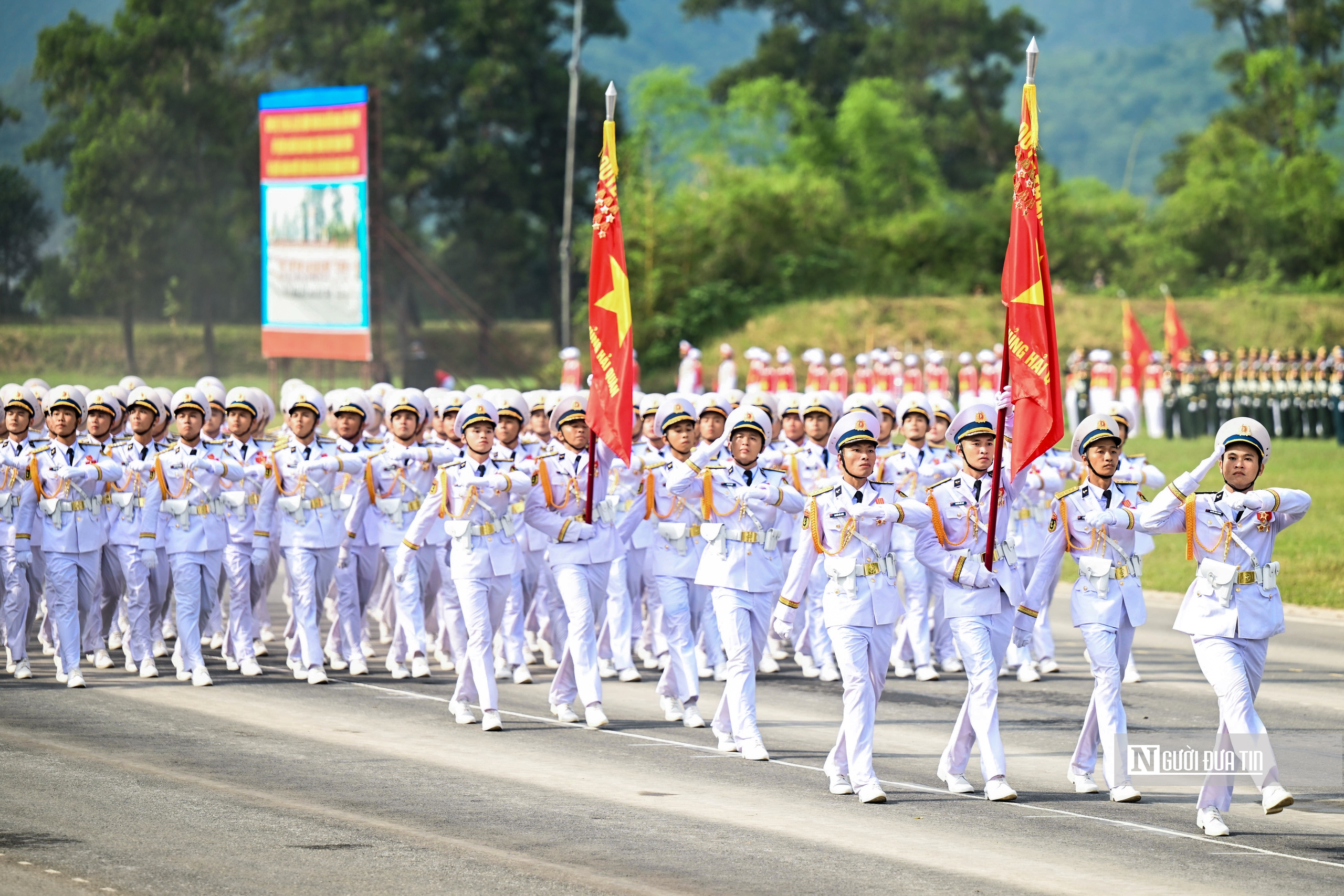 Cận cảnh khối phương tiện đặc chủng lần đầu hợp luyện cho sự kiện A80- Ảnh 1. Cận cảnh khối phương tiện đặc chủng lần đầu hợp luyện cho sự kiện A80- Ảnh 1.