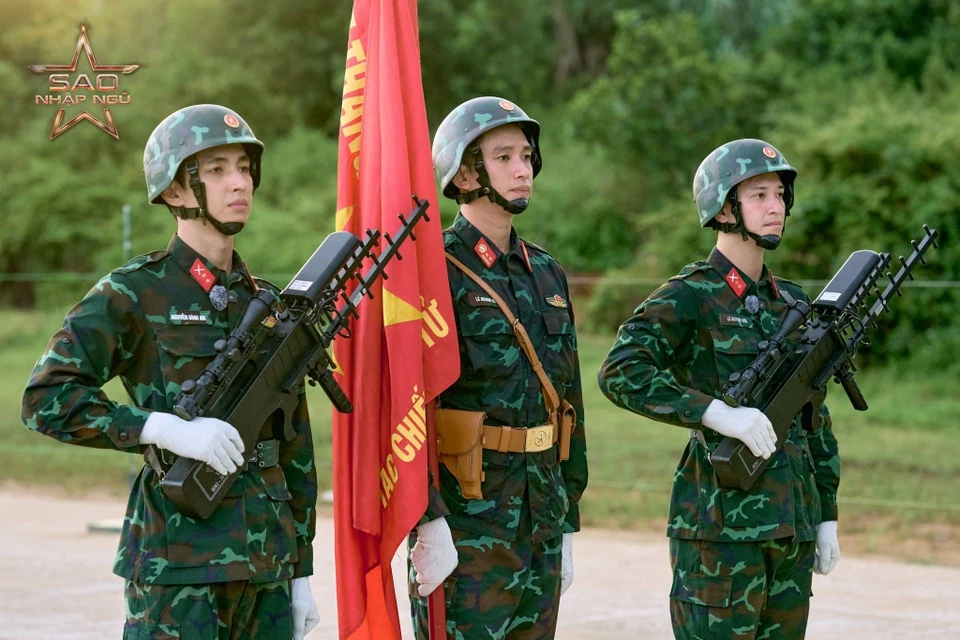 Thượng úy Lê Hoàng Hiệp xuất hiện gây sốt ở "Sao nhập ngũ" - Ảnh 1.