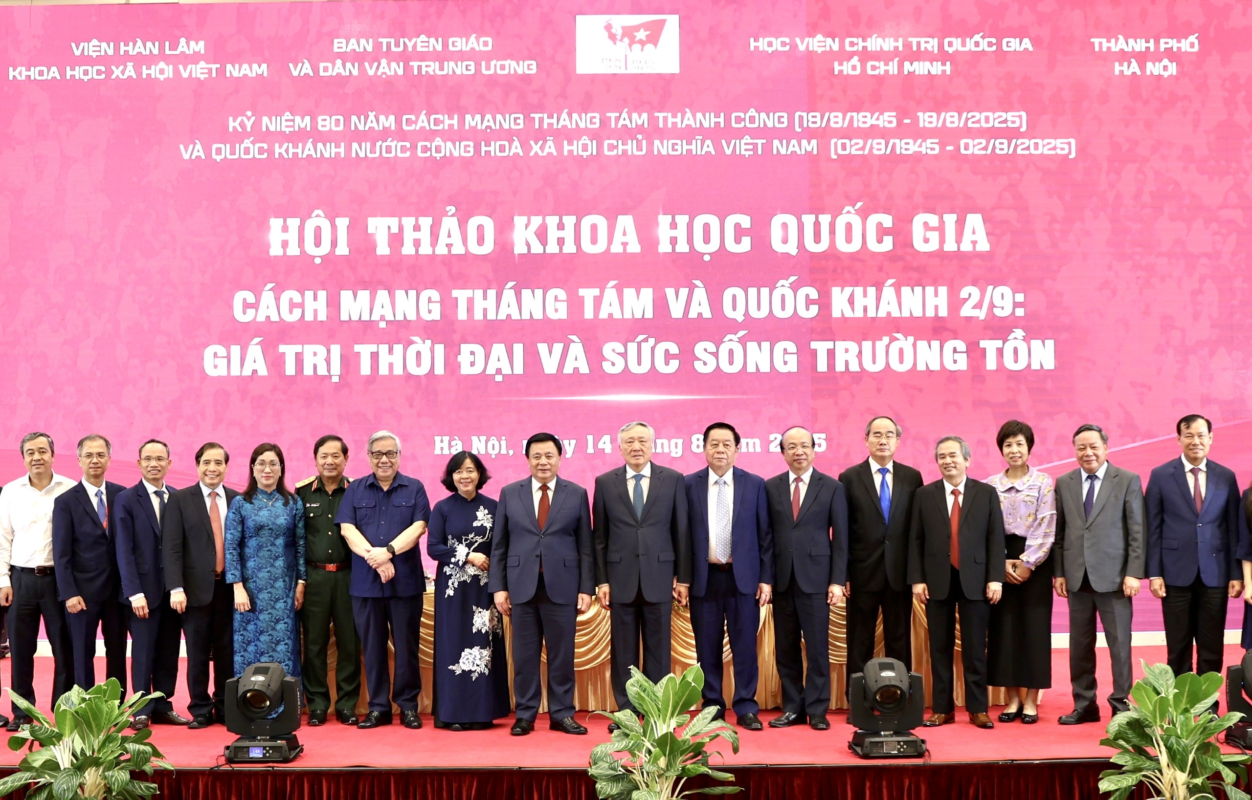 Khẳng định giá trị bất diệt của mùa Thu lịch sử năm 1945- Ảnh 2.