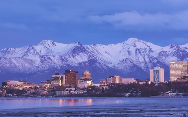 Hội nghị thượng đỉnh Trump - Putin tại Alaska: Những gì chúng ta biết về cuộc gặp đang là tâm điểm- Ảnh 1.