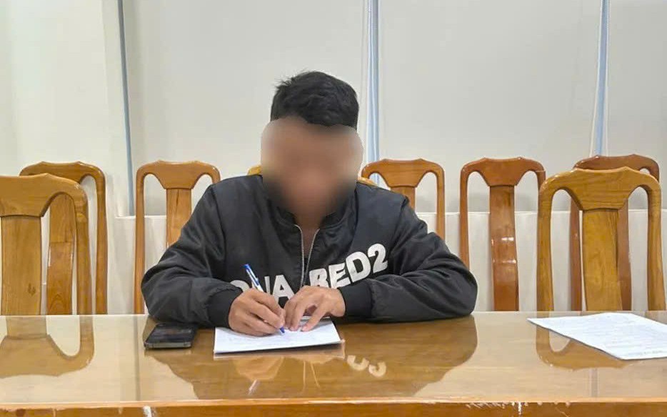 Lái xe đầu kéo phê ma túy, lao thẳng vào CSGT lĩnh 18 tháng tù- Ảnh 2.